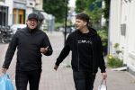 Alkmaar 7 juli 2022
Mary Borsato viert haar 77e verjaardag in eetcafe Pluim in Alkmaar.
Oa aanwezig Sylvana Borsato Romy Omtzigt Jacky Omtzigt Luca Borsato Jada Borsato Marco Borsato en Senna Borsato.