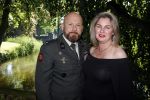 Haarzuilens 22 juni 2022
Haringparty bij kasteel de Haar in Haarzuilens .
Marco Kroon met zijn vrouw