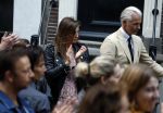 Amsterdam 6 juli 2022
Precies 1 jaar geleden werd op deze plek Peter R de Vries neergeschoten. De redaktie en presentatoren van RTL Boulevard leggen een witte roos neer . OA aanwezig Georgette Schlick Peter v d Vorst Sven Sauve Marieke Elsinga Vivienne v d Assem Aran Bade Jeroen Kijk in de Vegte Arno Kantelberg Eveline Stallaart Clarice Stenger Leon de Ruyter Dries Roelvink en Tim Oliehoek .
