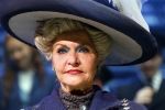 Amsterdam 12 juli 2022
Mariska v Kolck wordt na voorstelling de titanic in het nieuwe delamar theater gehuldigd door Hans Cornelisse ivm haar 25 jarig musical leven..