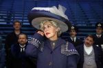 Amsterdam 12 juli 2022
Mariska v Kolck wordt na voorstelling de titanic in het nieuwe delamar theater gehuldigd door Hans Cornelisse ivm haar 25 jarig musical leven..