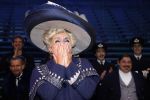 Amsterdam 12 juli 2022
Mariska v Kolck wordt na voorstelling de titanic in het nieuwe delamar theater gehuldigd door Hans Cornelisse ivm haar 25 jarig musical leven..