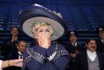 Amsterdam 12 juli 2022
Mariska v Kolck wordt na voorstelling de titanic in het nieuwe delamar theater gehuldigd door Hans Cornelisse ivm haar 25 jarig musical leven..
