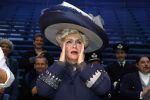 Amsterdam 12 juli 2022
Mariska v Kolck wordt na voorstelling de titanic in het nieuwe delamar theater gehuldigd door Hans Cornelisse ivm haar 25 jarig musical leven..