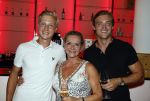 Amsterdam 12 juli 2022
Mariska v Kolck wordt na voorstelling de titanic in het nieuwe delamar theater gehuldigd door Hans Cornelisse ivm haar 25 jarig musical leven.. Mariska met haar zoons Christoph en Vincent Jacobsen