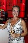 Amsterdam 12 juli 2022
Mariska v Kolck wordt na voorstelling de titanic in het nieuwe delamar theater gehuldigd door Hans Cornelisse ivm haar 25 jarig musical leven..