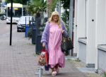 Alkmaar 7 juli 2022
Mary Borsato viert haar 77e verjaardag in eetcafe Pluim in Alkmaar.
Oa aanwezig Sylvana Borsato Romy Omtzigt Jacky Omtzigt Luca Borsato Jada Borsato Marco Borsato en Senna Borsato.