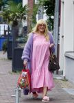 Alkmaar 7 juli 2022
Mary Borsato viert haar 77e verjaardag in eetcafe Pluim in Alkmaar.
Oa aanwezig Sylvana Borsato Romy Omtzigt Jacky Omtzigt Luca Borsato Jada Borsato Marco Borsato en Senna Borsato.