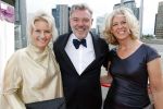 Amsterdam 25 juni 2022
Het damdiner tbv het aidsfonds wordt voor de 30e keer georganiseerd . Het vind dit jaar plaats in AFAS Live. Merlin melles met man en ...