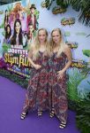 Amsterdam 3 juli 2022
Premiere de Grote slijmfilm in pathe Arena .
Mylene en Rosanne Waalewijn