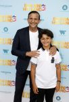 Rotterdam 26 juni 2022
Premiere Bon Bini 3 in Pathe Rotterdam.
Jandino Asporaat kwam met zijn vrouw en kinderen