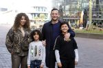 Amsterdam 27 maart 2022
Premiere Sonic in Pathe arena met in de hoofdrollen Najib Amhali Carolina Dijkhuizen .
Najib kwam met zijn vrouw Niama en hun zoons