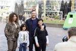 Amsterdam 27 maart 2022
Premiere Sonic in Pathe arena met in de hoofdrollen Najib Amhali Carolina Dijkhuizen .
Najib kwam met zijn vrouw Niama en hun zoons