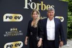Wassenaar 6 juli 2022
Presentatie Forbes NL in samenwerking met FEEV op kasteel Wittenburg. Albert Barnhoorn en zijn dochter Nathalie Barnhoorn