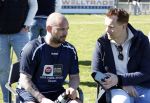 Utrecht 27 maart 2022
Bij voetbalclub DHSC in Utrecht wordt een dag georganiseerd waar geld opgehaald wordt voor Ukraine. Wesley Sneijder Mart Hoogkamer Evgeniy Levchenko Djarno Hofland Juvat Westendorp Koen Weijland Noa Zeeuw Glenn Helder ea spelen oa mee.
Nick Dijkman interviewt Wesley Sneijder