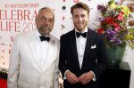 Amsterdam 25 juni 2022
Het damdiner tbv het aidsfonds wordt voor de 30e keer georganiseerd . Het vind dit jaar plaats in AFAS Live. Oscar Hammerstein met een kennis
