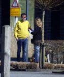 Marsum 26 maart 2022
Crematie van Piet Paulusma bij crematorium Andringstate. Piet zijn auto's stonden voor de aula geparkeerd .