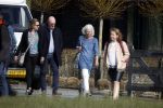 Marsum 26 maart 2022
Crematie van Piet Paulusma bij crematorium Andringstate. Piet zijn auto's stonden voor de aula geparkeerd . Ex vrouw Piet Paulusma