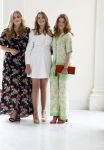 Den Haag 24 juni 2022
Het jaarlijkse fotouurtje in paleis Noordeinde. Aanwezig Koning Willem Alexander Koningin Maxima Prinses Amalia Prinses Alexia en Prinses Ariane