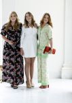 Den Haag 24 juni 2022
Het jaarlijkse fotouurtje in paleis Noordeinde. Aanwezig Koning Willem Alexander Koningin Maxima Prinses Amalia Prinses Alexia en Prinses Ariane