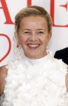 Amsterdam 25 juni 2022
Het damdiner tbv het aidsfonds wordt voor de 30e keer georganiseerd . Het vind dit jaar plaats in AFAS Live. Prinses Mabel kwam met haar zussen