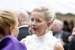 Amsterdam 25 juni 2022
Het damdiner tbv het aidsfonds wordt voor de 30e keer georganiseerd . Het vind dit jaar plaats in AFAS Live. Prinses Mabel kwam met haar zussen