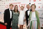 Amsterdam 25 juni 2022
Het damdiner tbv het aidsfonds wordt voor de 30e keer georganiseerd . Het vind dit jaar plaats in AFAS Live. Prinses Mabel kwam met haar zussen