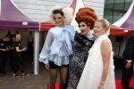 Amsterdam 25 juni 2022
Het damdiner tbv het aidsfonds wordt voor de 30e keer georganiseerd . Het vind dit jaar plaats in AFAS Live. Prinses Mabel kwam met haar zussen