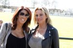 Utrecht 27 maart 2022
Bij voetbalclub DHSC in Utrecht wordt een dag georganiseerd waar geld opgehaald wordt voor Ukraine. Rachel Hazes en Jacqueline Laats