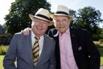 Haarzuilens 22 juni 2022
Haringparty bij kasteel de Haar in Haarzuilens .
Ronnie Tober en Jan Jochems