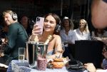 Amsterdam 26 juni 2022
Presentatie nieuwe lijn van Patty Brard en het kruitvat bij de borrelbar. Sarah v Soelen