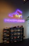 Amsterdam 8 junio 2022
Showroom sneakerslegend in Amsterdam . Heel veel Bn ers kopen daar hun schoenen/ sneakers.