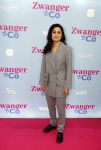 Amsterdam 25 juni 2022
Premiere zwanger en Co in Tuschinski . Soumaya Ahouaoui