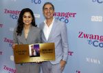 Amsterdam 25 juni 2022
Premiere zwanger en Co in Tuschinski . Soumaya Ahouaoui en Johan Nijenhuis