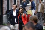 Amsterdam 6 juli 2022
Precies 1 jaar geleden werd op deze plek Peter R de Vries neergeschoten. De redaktie en presentatoren van RTL Boulevard leggen een witte roos neer . OA aanwezig Georgette Schlick Peter v d Vorst Sven Sauve Marieke Elsinga Vivienne v d Assem Aran Bade Jeroen Kijk in de Vegte Arno Kantelberg Eveline Stallaart Clarice Stenger Leon de Ruyter Dries Roelvink en Tim Oliehoek .