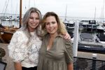 Volendam 30 juni 2022
CD presentatie bij Lotje van Edwin v Hoevelaak en zijn vriendin Natasja Poels . jan Keizer reikte de eerste cd uit. Tamara Tol