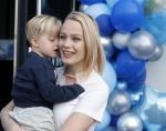 Amsterdam 12 juni 2022
Premiere Lightning (pixar) in Pathe Amsterdam noord.
Tess Milne met zon