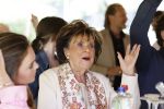 Nuland 13 juni 2022
Presentatie Toos wijn vernoemd naar Toos v d Valk . Bijna de hele familie is aan wezig in de tuin van het familie huis.