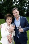 Nuland 13 juni 2022
Presentatie Toos wijn vernoemd naar Toos v d Valk . Bijna de hele familie is aan wezig in de tuin van het familie huis.