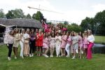 Nuland 13 juni 2022
Presentatie Toos wijn vernoemd naar Toos v d Valk . Bijna de hele familie is aan wezig in de tuin van het familie huis.