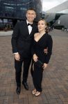Amsterdam 25 juni 2022
Het damdiner tbv het aidsfonds wordt voor de 30e keer georganiseerd . Het vind dit jaar plaats in AFAS Live. Victoria Koblenko met haar man Levchenko