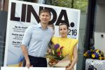 Amsterdam 14 juni 2022
Ontbijt georganisserd door Linda.nl en Victoria Koblenko met haar man Evgeniy Levchenko. Er is een aktie #bloemenvoorOekraine in het leven geroepen.