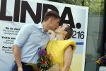 Amsterdam 14 juni 2022
Ontbijt georganisserd door Linda.nl en Victoria Koblenko met haar man Evgeniy Levchenko. Er is een aktie #bloemenvoorOekraine in het leven geroepen.