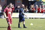 Utrecht 27 maart 2022
Bij voetbalclub DHSC in Utrecht wordt een dag georganiseerd waar geld opgehaald wordt voor Ukraine. Wesley Sneijder Mart Hoogkamer Evgeniy Levchenko Djarno Hofland Juvat Westendorp Koen Weijland Noa Zeeuw Glenn Helder ea spelen oa mee.