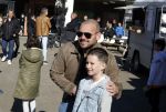 Utrecht 27 maart 2022
Bij voetbalclub DHSC in Utrecht wordt een dag georganiseerd waar geld opgehaald wordt voor Ukraine. Wesley Sneijder Mart Hoogkamer Evgeniy Levchenko Djarno Hofland Juvat Westendorp Koen Weijland Noa Zeeuw Glenn Helder ea spelen oa mee.