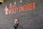 Utrecht 27 maart 2022
Bij voetbalclub DHSC in Utrecht wordt een dag georganiseerd waar geld opgehaald wordt voor Ukraine. Wesley Sneijder Mart Hoogkamer Evgeniy Levchenko Djarno Hofland Juvat Westendorp Koen Weijland Noa Zeeuw Glenn Helder ea spelen oa mee.