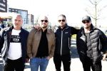 Utrecht 27 maart 2022
Bij voetbalclub DHSC in Utrecht wordt een dag georganiseerd waar geld opgehaald wordt voor Ukraine. Wesley Sneijder Mart Hoogkamer Evgeniy Levchenko Djarno Hofland Juvat Westendorp Koen Weijland Noa Zeeuw Glenn Helder ea spelen oa mee.