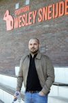 Utrecht 27 maart 2022
Bij voetbalclub DHSC in Utrecht wordt een dag georganiseerd waar geld opgehaald wordt voor Ukraine. Wesley Sneijder Mart Hoogkamer Evgeniy Levchenko Djarno Hofland Juvat Westendorp Koen Weijland Noa Zeeuw Glenn Helder ea spelen oa mee.