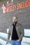 Utrecht 27 maart 2022
Bij voetbalclub DHSC in Utrecht wordt een dag georganiseerd waar geld opgehaald wordt voor Ukraine. Wesley Sneijder Mart Hoogkamer Evgeniy Levchenko Djarno Hofland Juvat Westendorp Koen Weijland Noa Zeeuw Glenn Helder ea spelen oa mee.