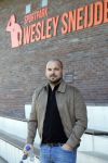 Utrecht 27 maart 2022
Bij voetbalclub DHSC in Utrecht wordt een dag georganiseerd waar geld opgehaald wordt voor Ukraine. Wesley Sneijder Mart Hoogkamer Evgeniy Levchenko Djarno Hofland Juvat Westendorp Koen Weijland Noa Zeeuw Glenn Helder ea spelen oa mee.